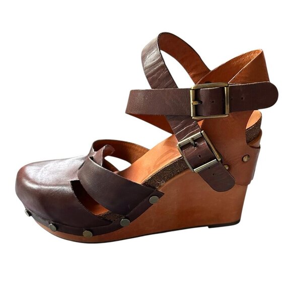 OTBT Brown Ankle Strap Closed Toe Clog Wedges US 9/9.5 - Picture 2 of 7